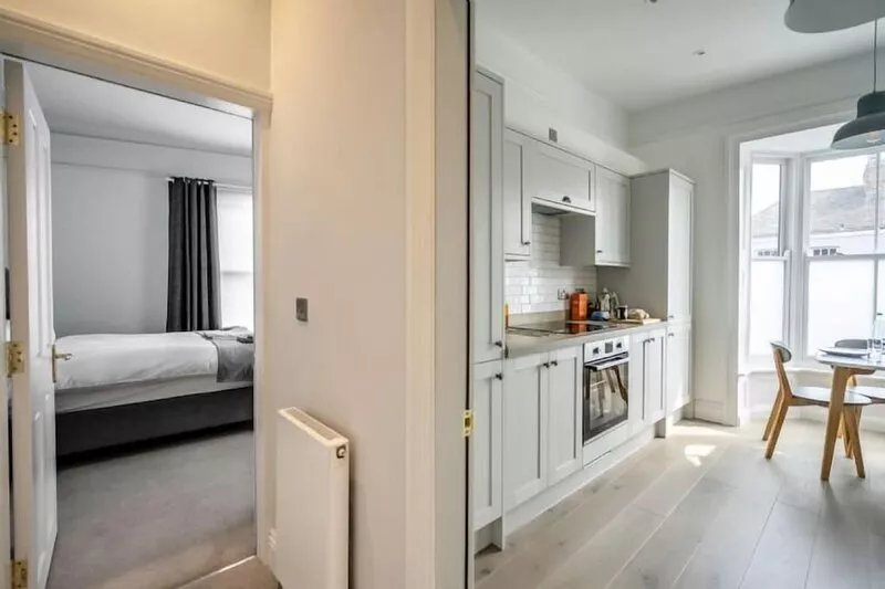 123 Nunnery Lane - sleeps 3 guests  in 1 bedroom