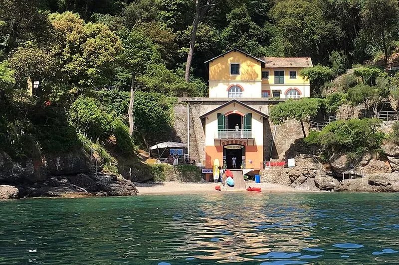 Next to Portofino, fantastic location