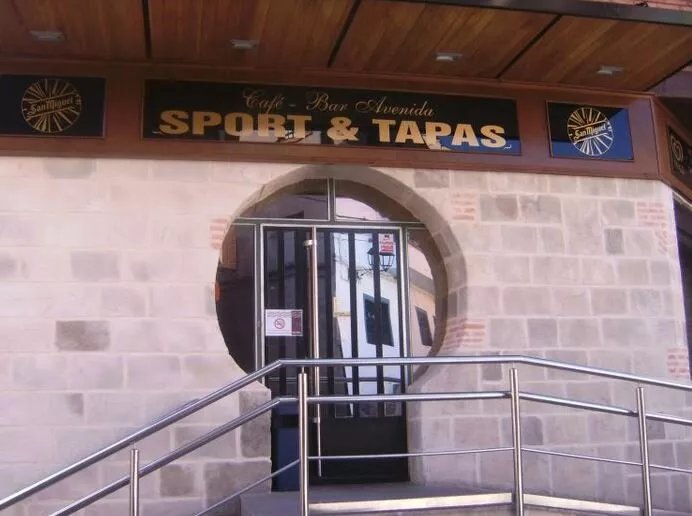 Avenida Sport & Tapas