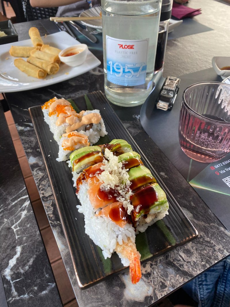 Shan Running Sushi Bressanone