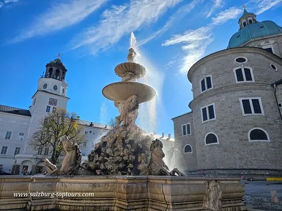 Minivan - Walking Tour Of Salzburg