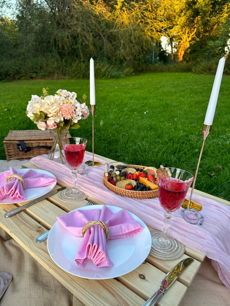 Picnics And Petals.uk