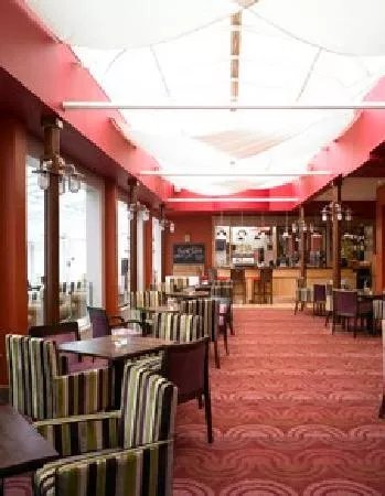 Hallmark Brasserie & Bar