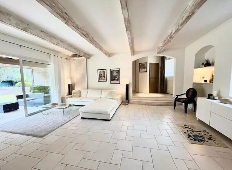 Villa swimming pool 160 m2 any comfort, in peace, close activities and downtown