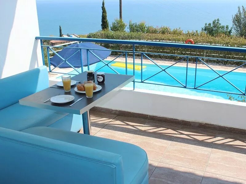 Villa THALIA sea view, private pool, 2 bedrooms, 1 bathroom. EOT licensed.