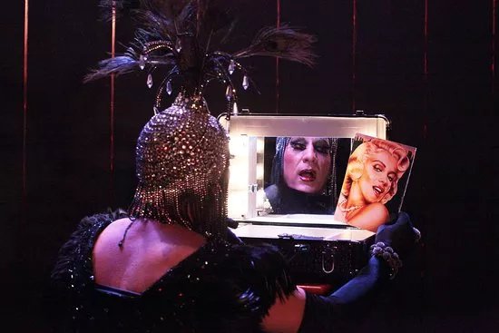Cabaret Chez Nello