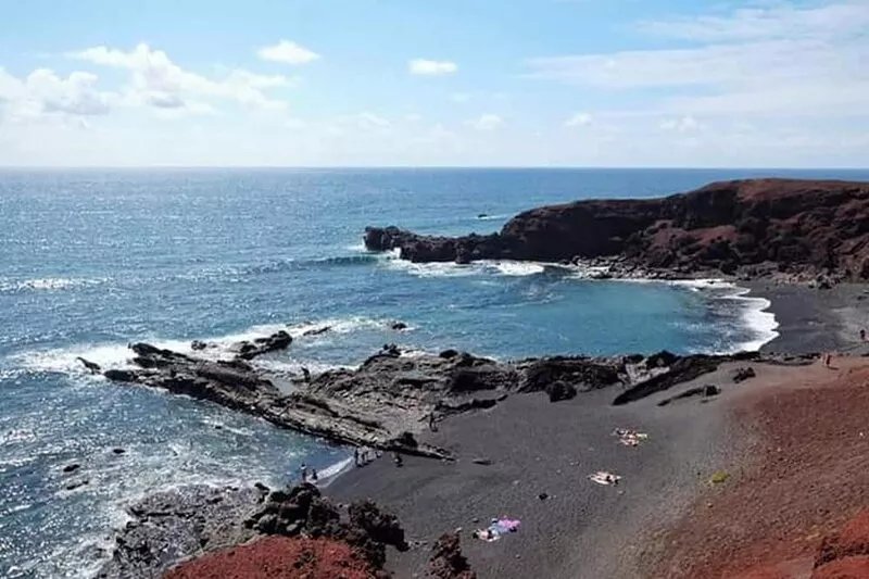 Homerez - Cozy House with Terrace in El Golfo