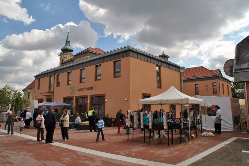 Zsalya Bistro