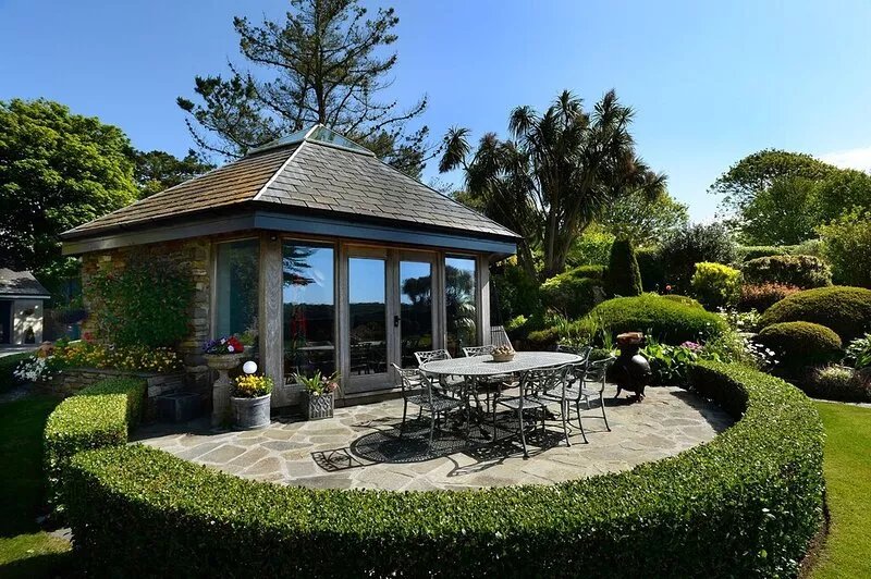 "Lisheen House",  Coastal Waterfront 7 Bedrooms