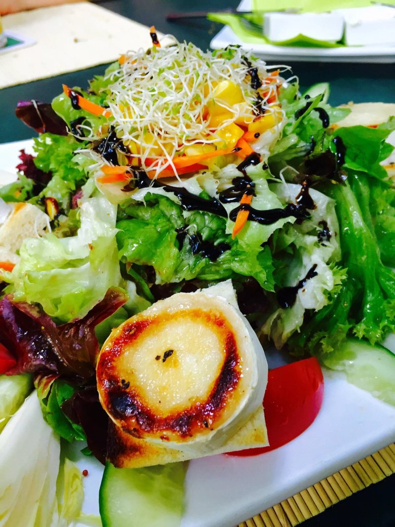 Eat `n" Art