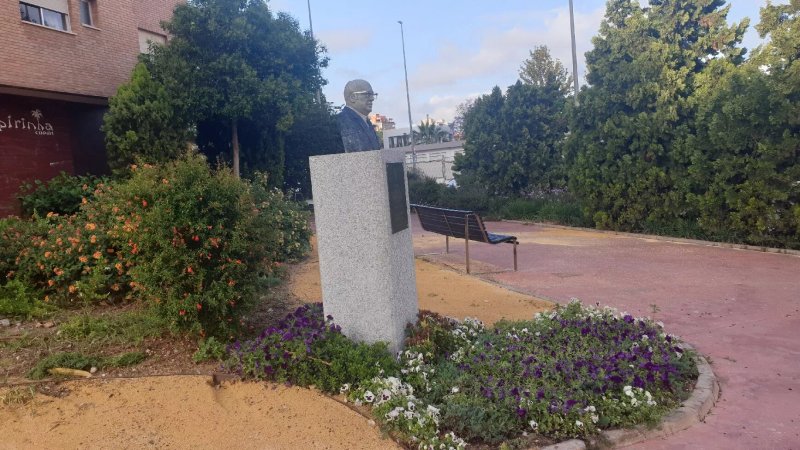 Busto de Enrique Pinana Segado