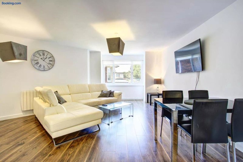 2 Double Bedroom Apartment Fulwell SR6
