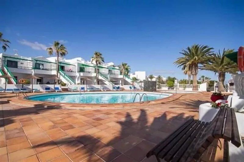 Playa Park 1st Floor, Refurbished Modern Apt With WIFI, Close To All Amenities