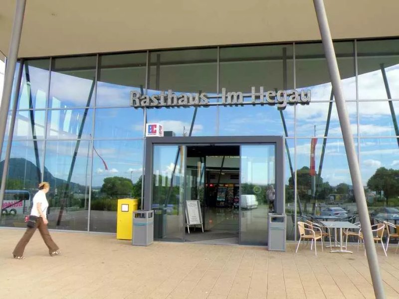 Hotel der Rastanlage im Hegau Ost