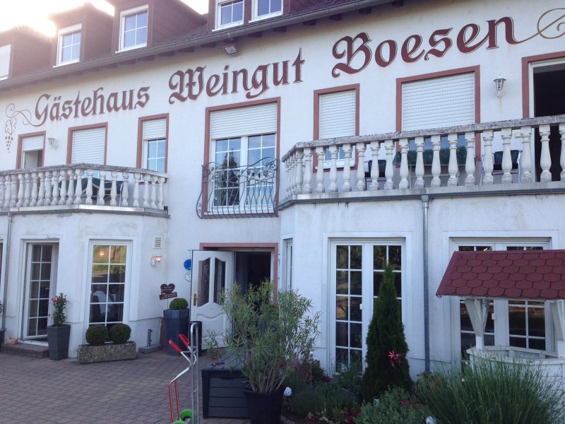 Strausswirtschaft Boesen