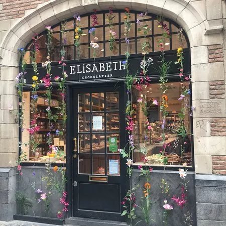 Elisabeth Chocolatier (Louise)