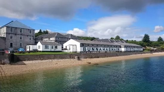 Bunnahabhain Distillery