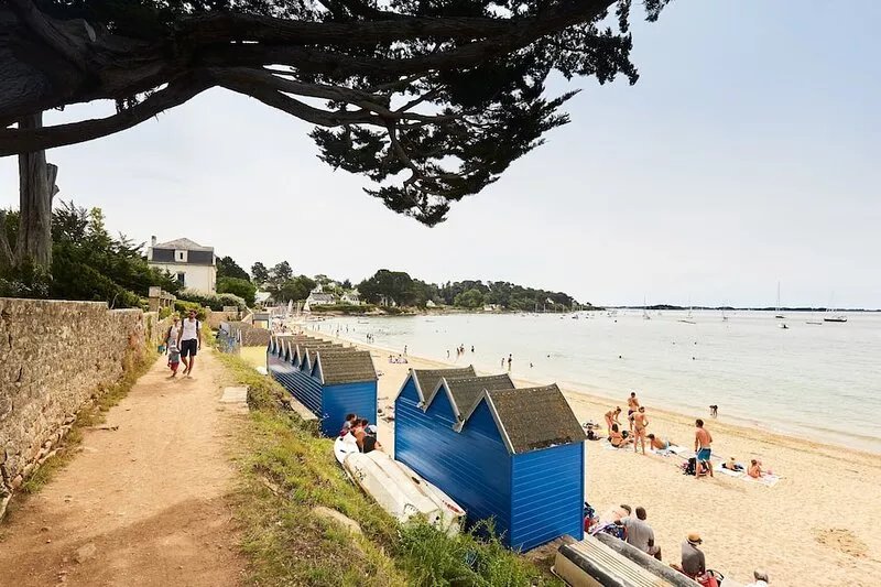 HOUSE : 300m from coastal path, 1km from small Port LE BONO Golfe Morbihan