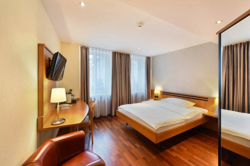 Hotel Amadeo