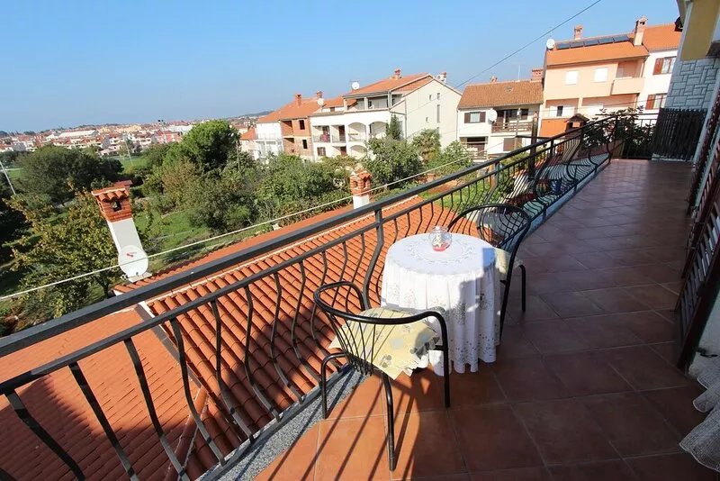DUJMOVIC One-Bedroom Apartment 1 (TONI)