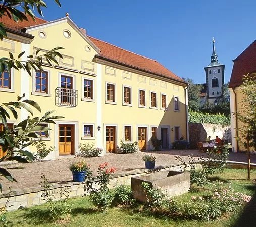 Zum Weingutshof in Zadel