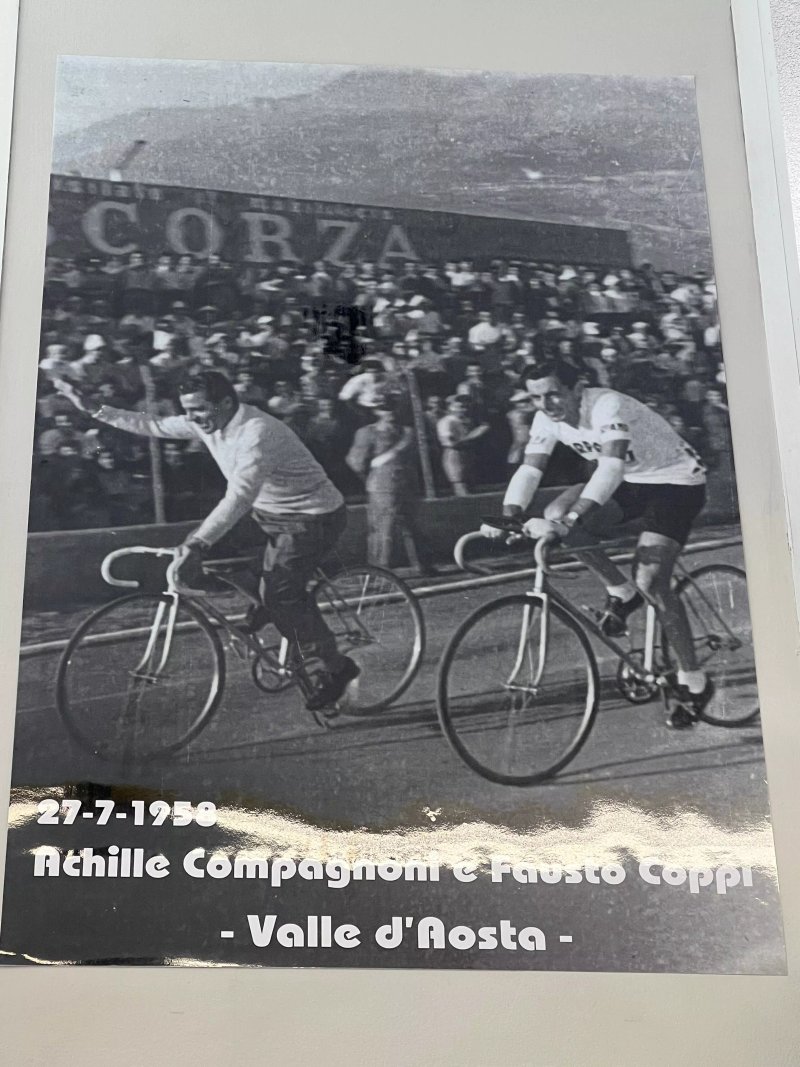 Hubb Bike Cafe