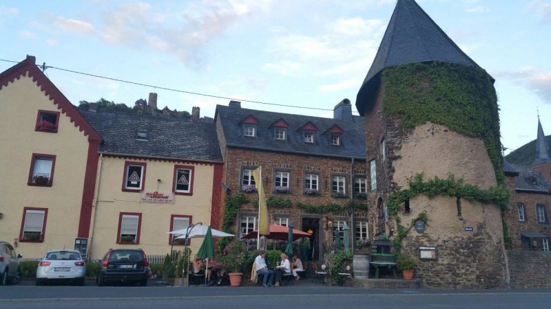 Turmgasthaus Burg Thurant