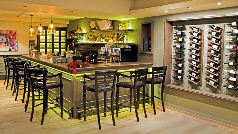 Deka Bar Restaurant