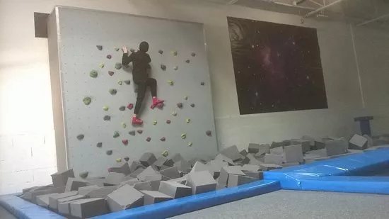 Jumper Trampoline Park