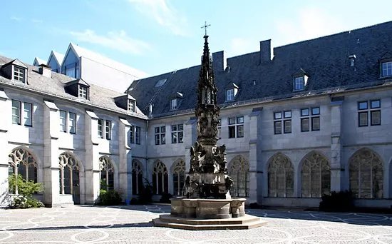 Paradiesbrunnen