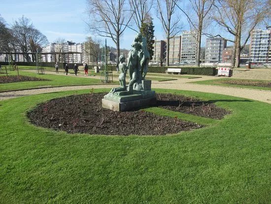 Statue La Toilette