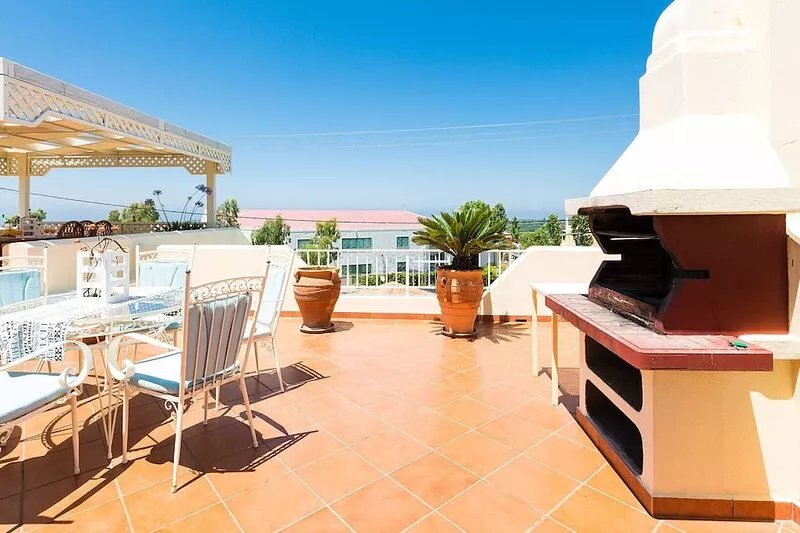 90m2 Pool, Soccer, basketball, playground, volley, ping pong and much more!