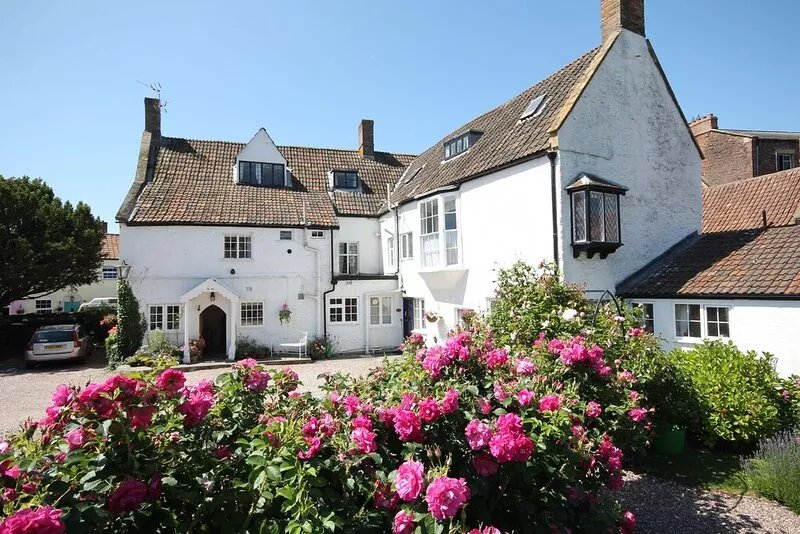 Housekeepers, sleeps 4/5, characterful, beamed property near the Quantock