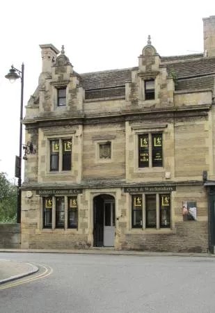 Loomes & Co, Watchmakers