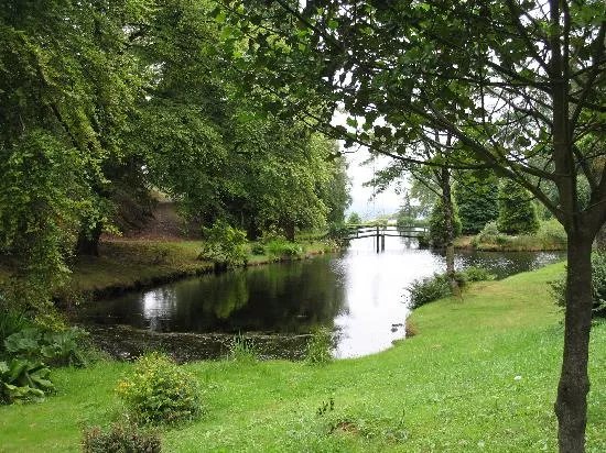 East Lodge Invergloy