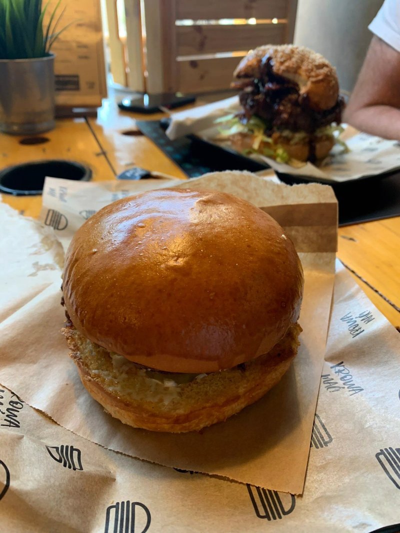 Krowa Mac Burgers