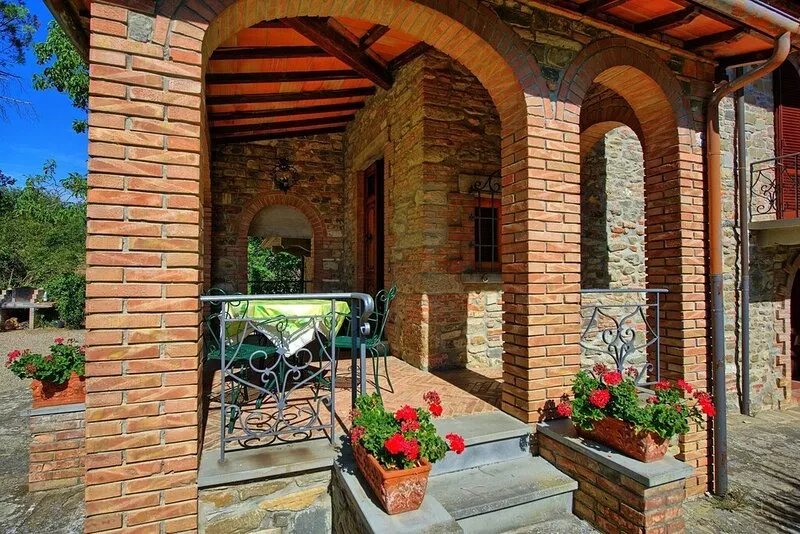 Casale Ambra - Holiday Country Villa with private swimming pool in Chianti