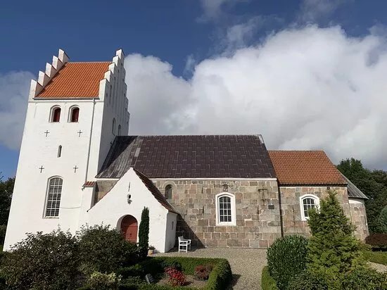 Traeden Kirke