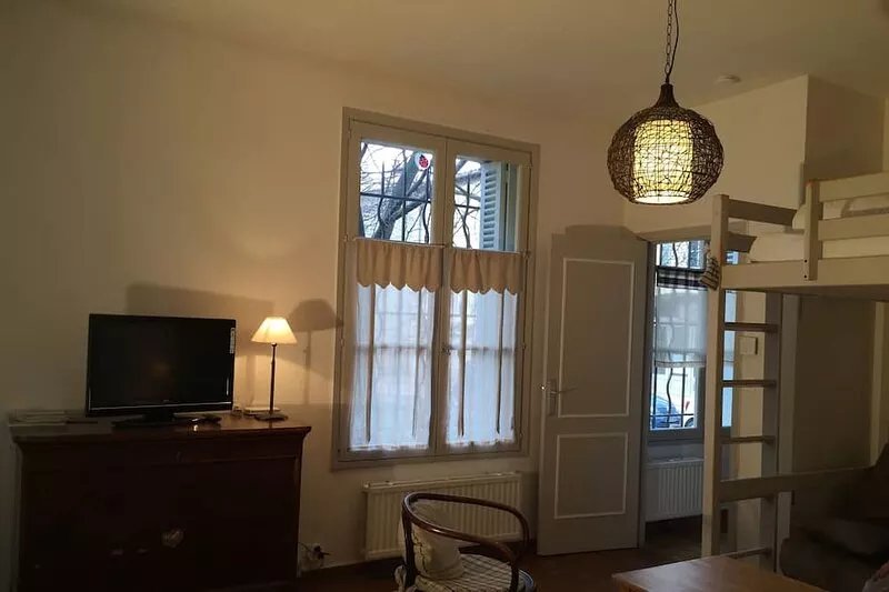 LUXURY APARTMENT IN HISTORIC CENTER OF AVIGNON