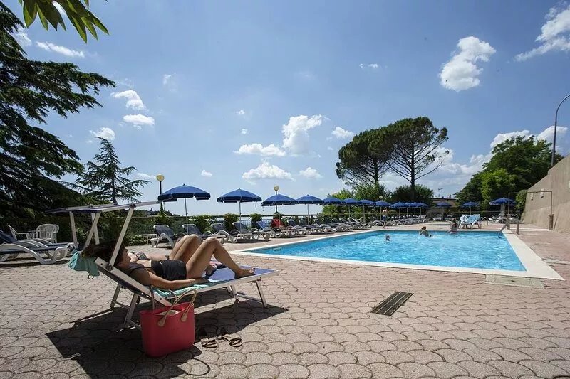 Three rooms apartment With swimmingpool in Residence Villa Elena