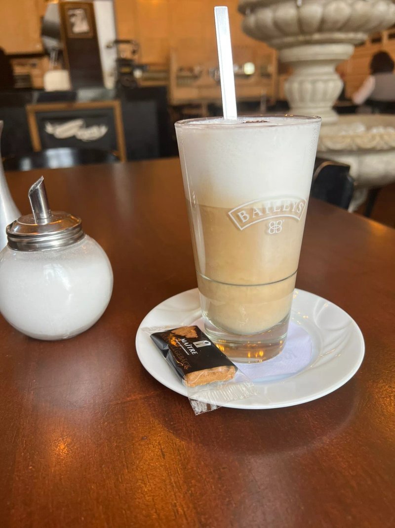 Cafe Ferdinand