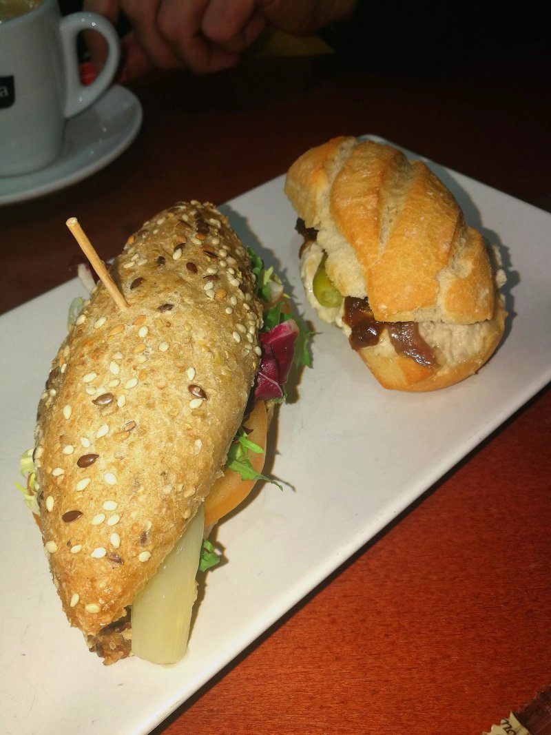 Cafe Bar El Tamboril