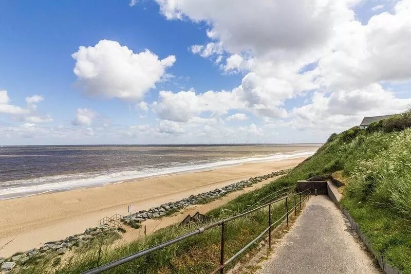 Lovely 4 berth chalet for hire at California Sands in Norfolk ref 52350CS