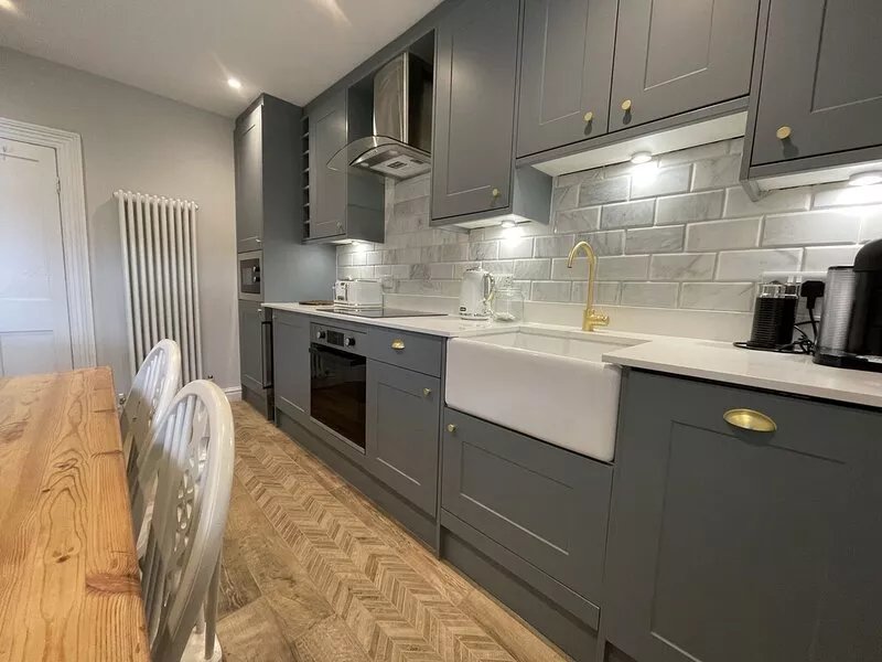 Shelley Cottage -  a cottage that sleeps 4 guests  in 2 bedrooms