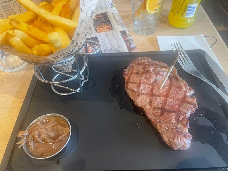 Hippopotamus Steakhouse