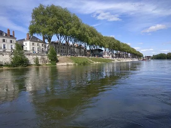 Balade Et Decouverte En Bateau Sur La Loire