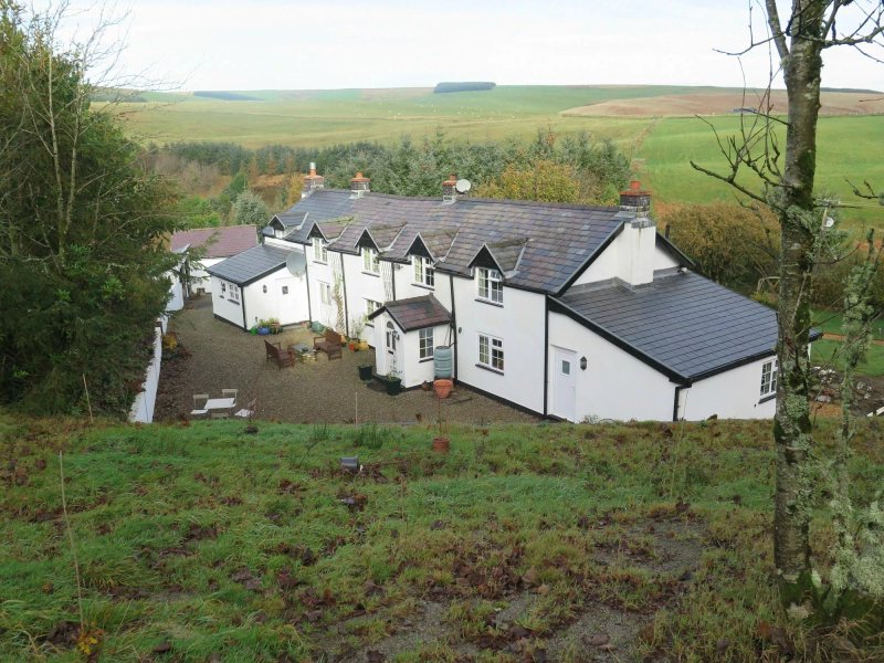 Bron y Llys B&B