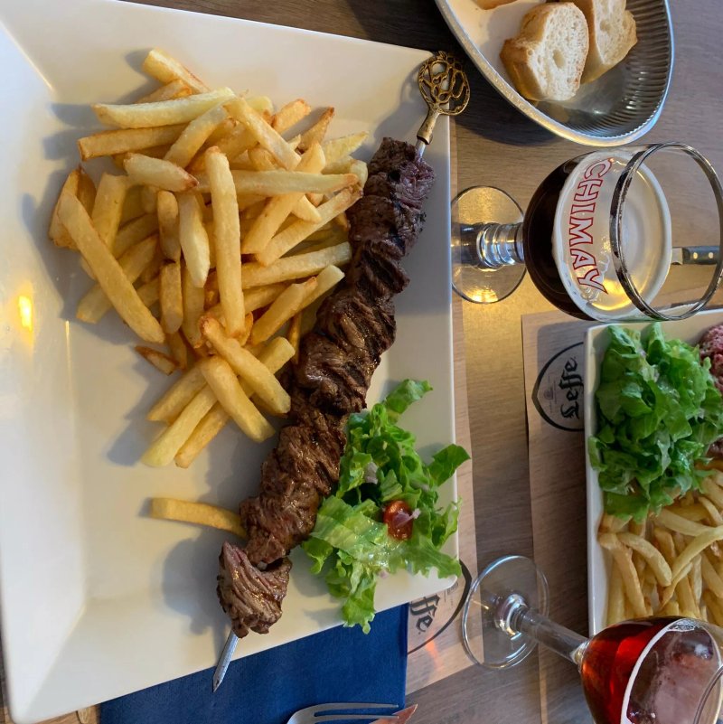 Aux Champs Elysees