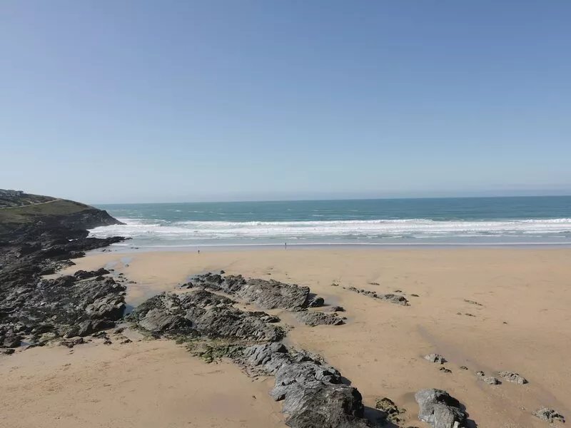 ESTUARY VIEW, pet friendly, country holiday cottage in Newquay