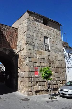 Puerta de San Pedro.
